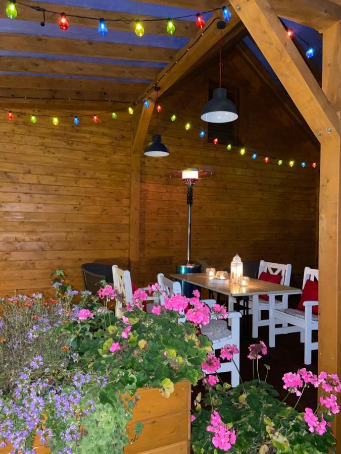 Forest House With Outdoor Hot Tub Jurmala Exterior photo